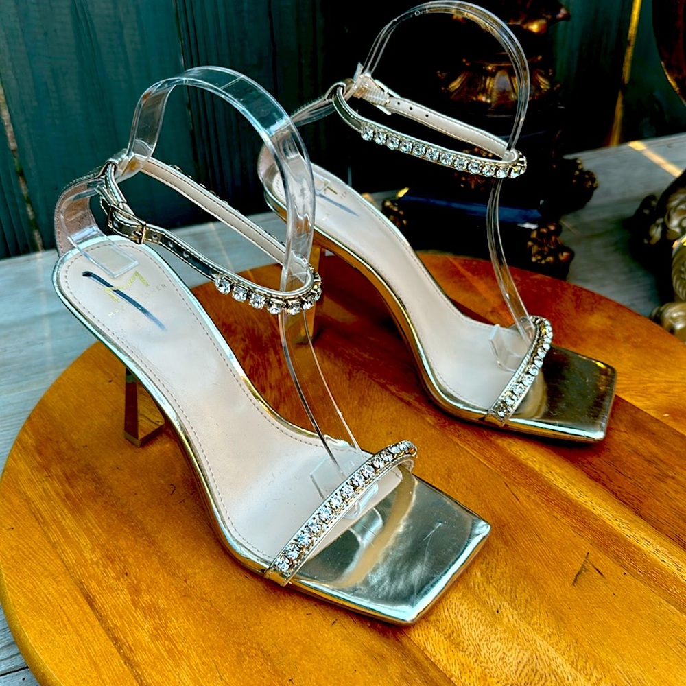 NWOB Marc Fisher Karima Silver Ankle Strap Sandal Heels (rhinestone) Size 7M